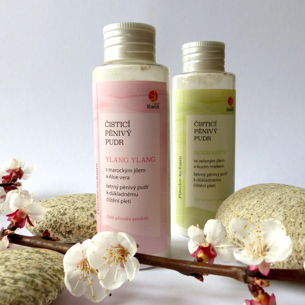 libebit pěnivý čisticí pudr YLANG YLAN