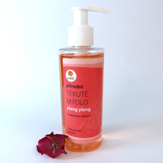 Tekuté mýdlo s olejem babassu ylang ylang 200 ml s pumpičkou